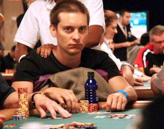 8203EC42 3E7C 4E0D 9D60 EB1C54C6C6FF