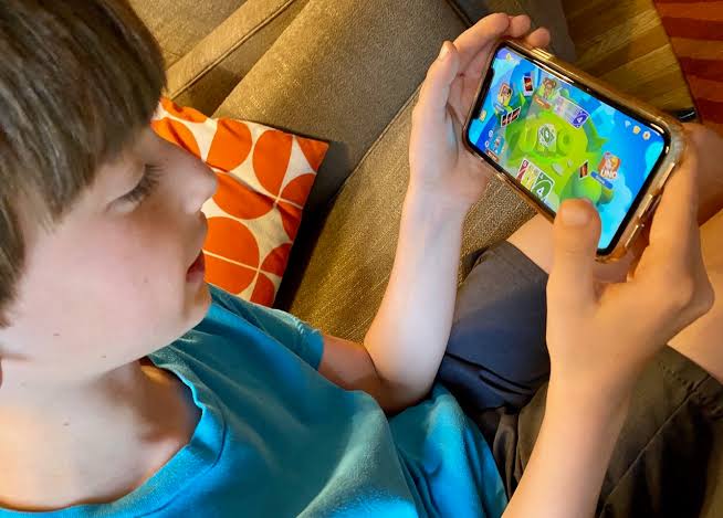 ทางเข้า PG SLOT เว็บตรง เด็กคนนี้สร้างรายได้ 7000 จากเกมออนไลน์ 1 ทางเข้า pg