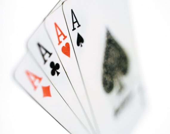 2 of diamonds playing card